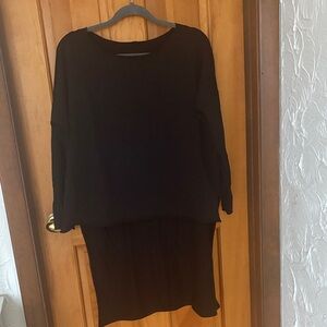 Classic Black Long Sleeve Women's Top